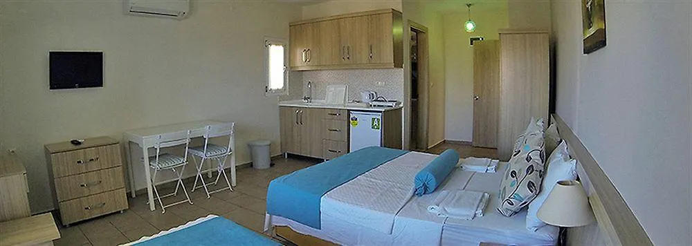 קוסדסי Ponz Hotel