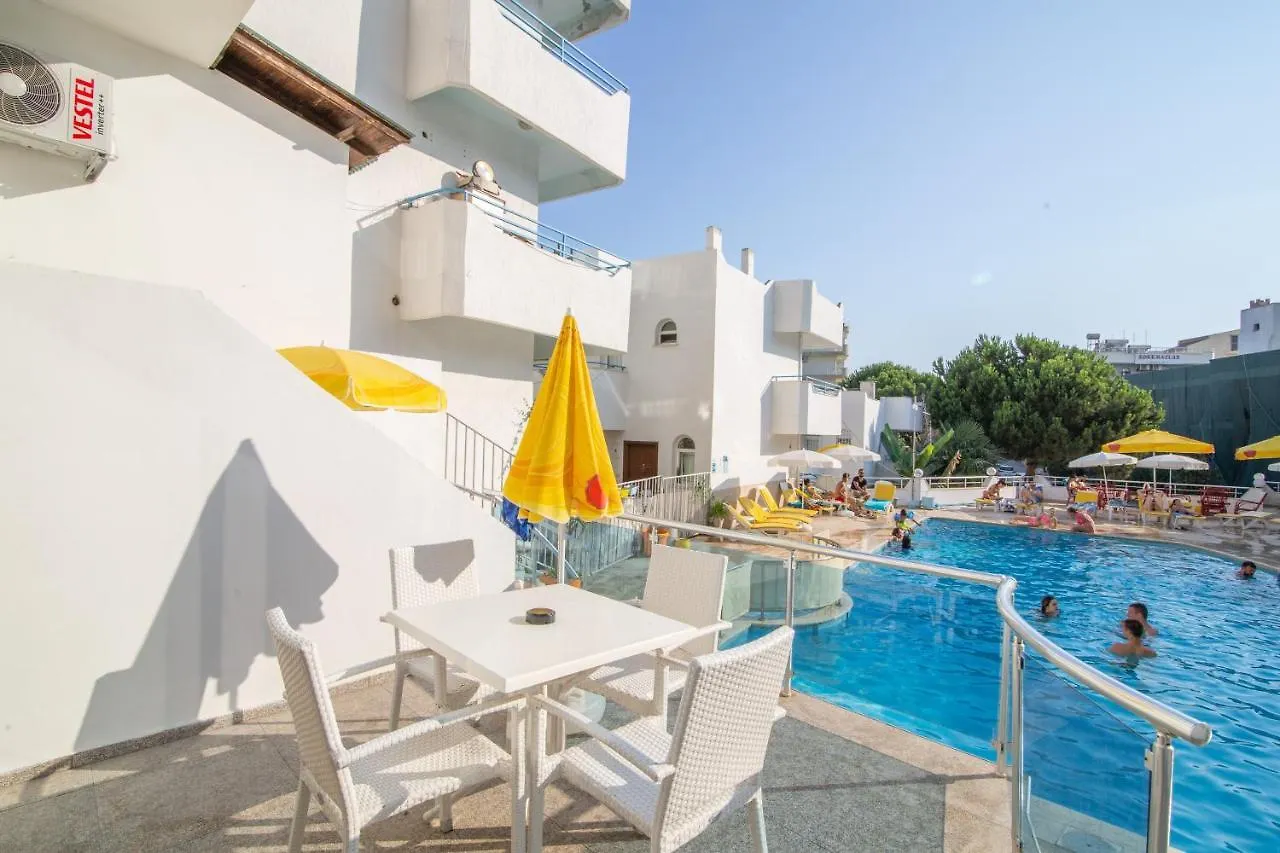 Ponz Hotel Kusadası