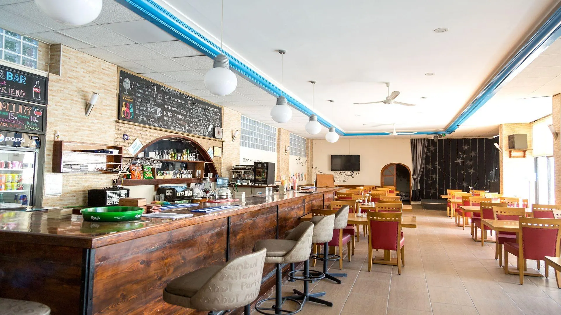 Ponz Hotel Kusadası 3*,