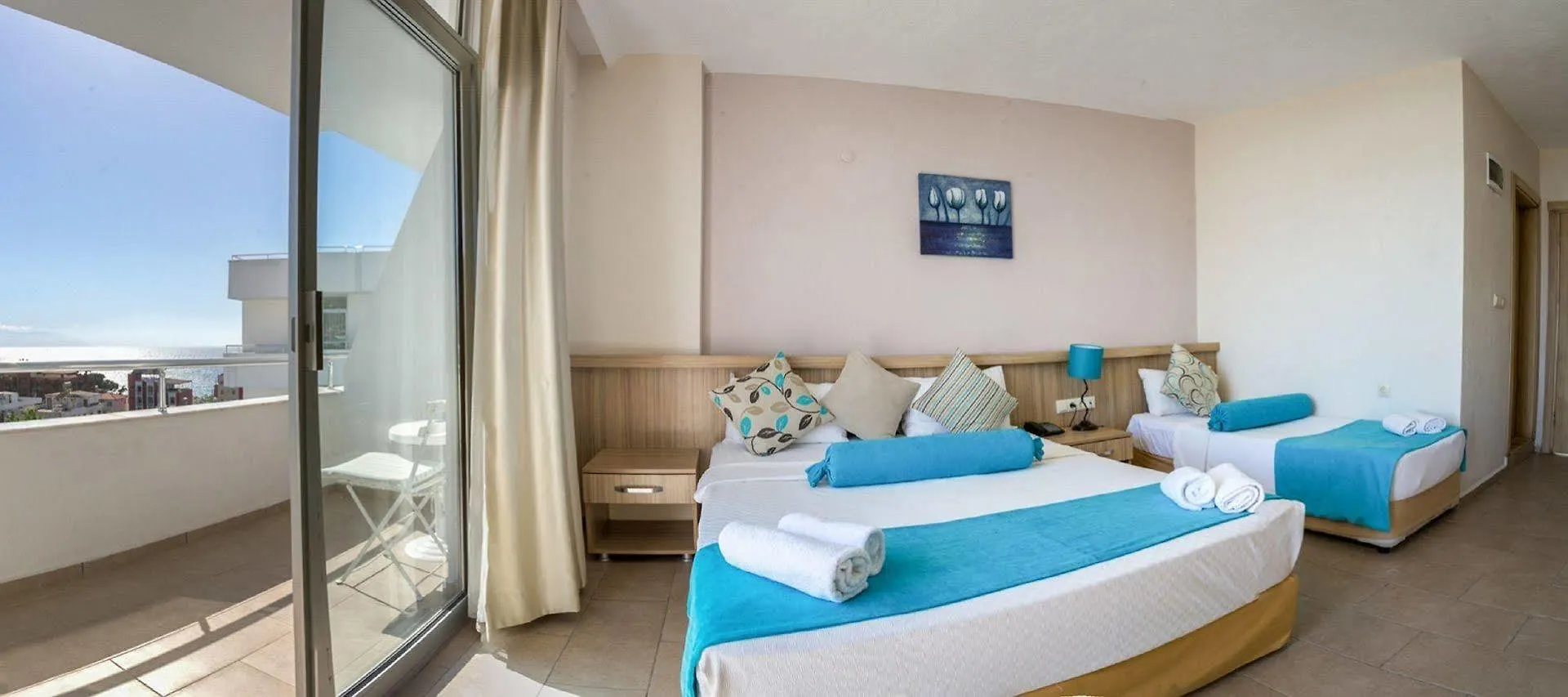 Ponz Hotel Kusadası 3*,